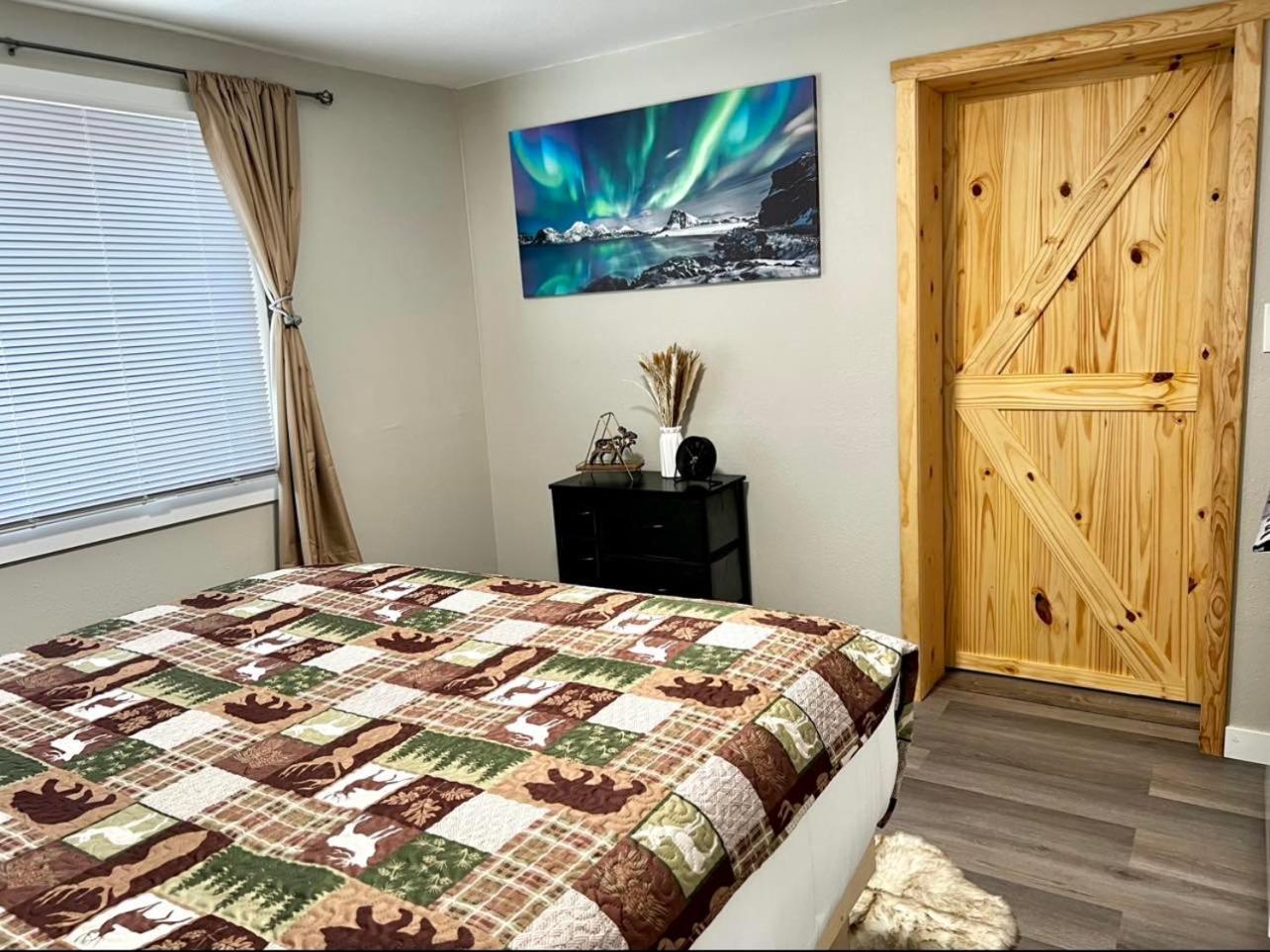 Log House In Heart Of Anchorage Apartment Exterior photo
